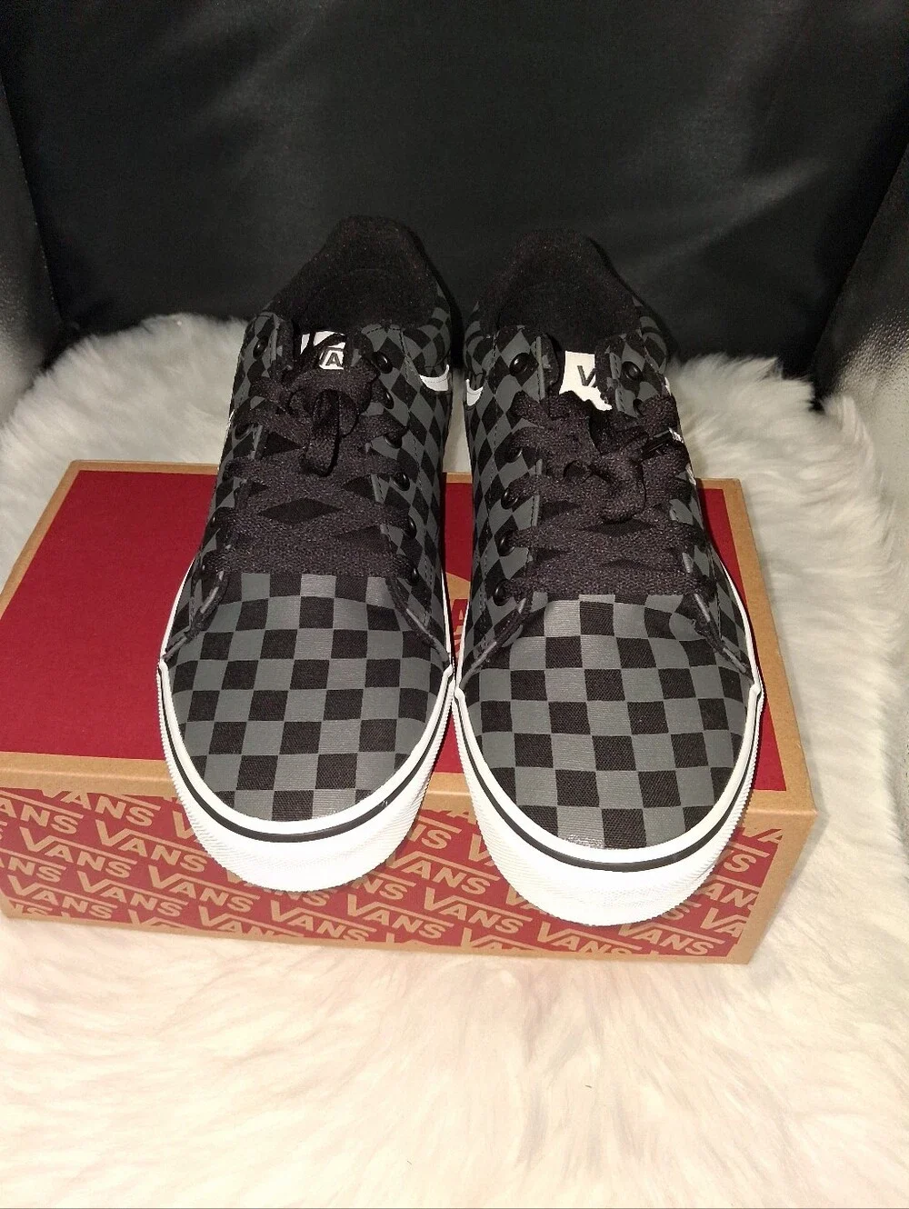 Vans Seldan Men’s Checkerboard Sneakers - Black & Gray